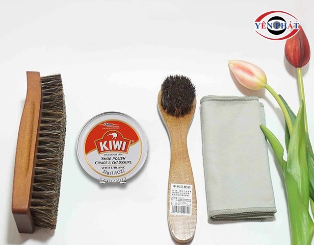 dụng cụ đánh giày