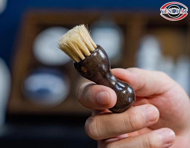 Bộ dụng cụ đánh giày bàn chải chấm xi