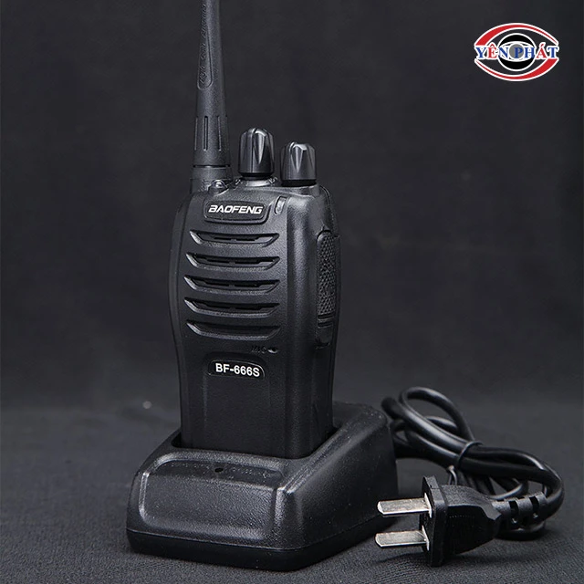 Máy bộ đàm liên lạc Baofeng BF666S