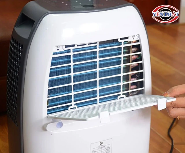 vệ sinh tấm lọc khí