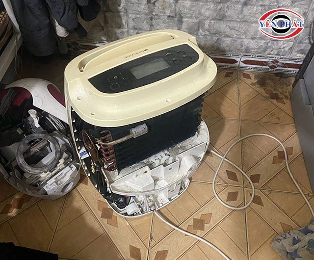 sửa máy hút ẩm