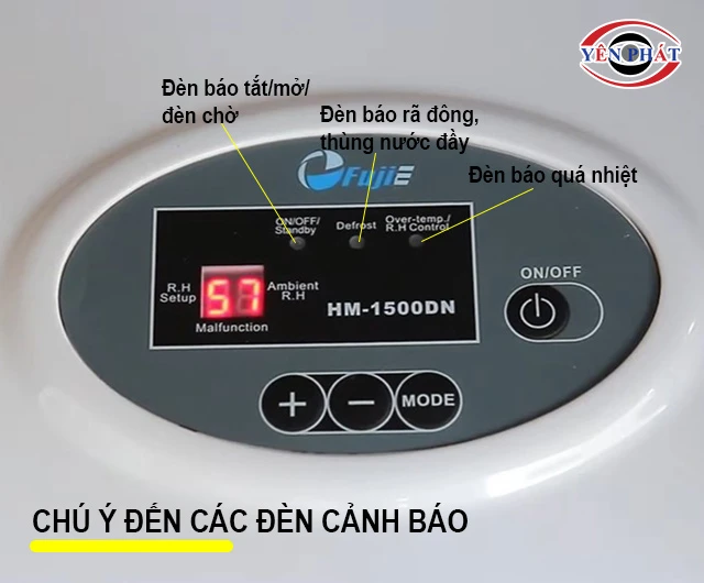 chú ý đến các đèn báo của máy