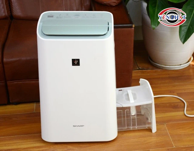 vệ sinh máy hút ẩm Sharp