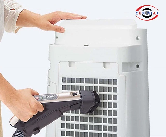 chú ý khi vệ sinh máy hút ẩm Sharp