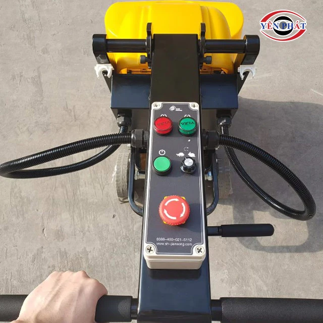 tay cầm điều khiển