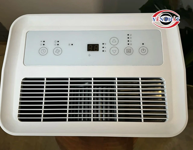 bảng điều khiển của máy hút ẩm Medion