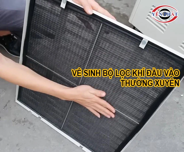 vệ sinh bộ lọc khí đầu vào