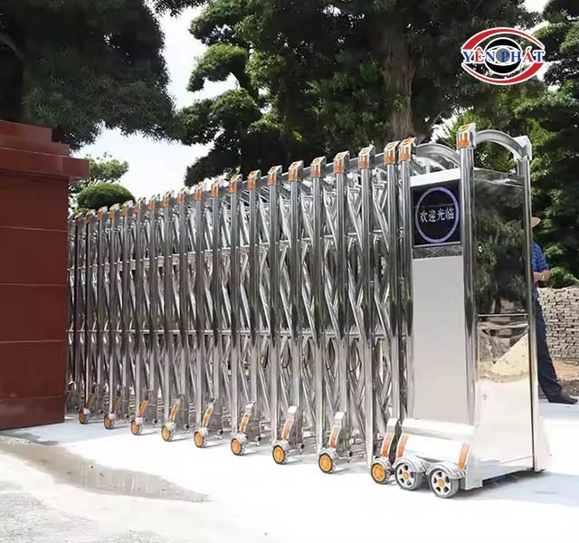 cách vận hành cổng xếp inox HI41