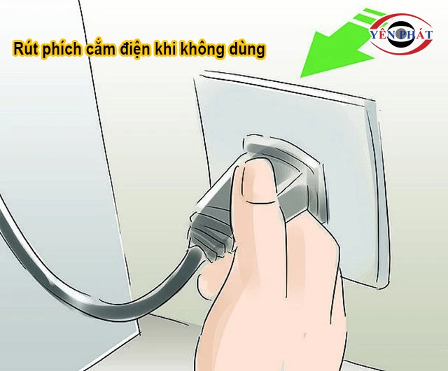 rút phích cắm điện khi không dùng máy