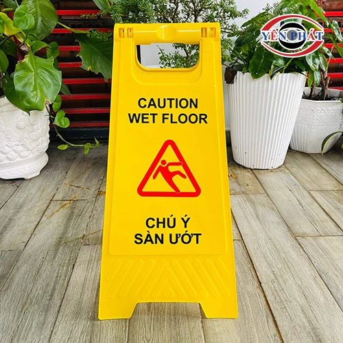 Biển báo sàn ướt 3