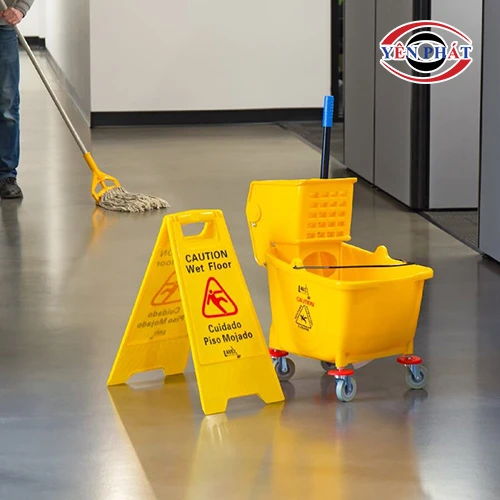 Biển báo sàn ướt 6