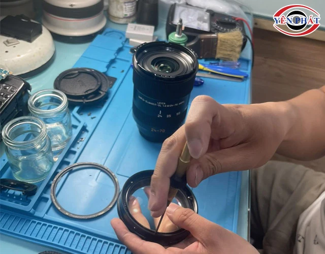 Địa chỉ vệ sinh máy ảnh Hà Nội uy tín