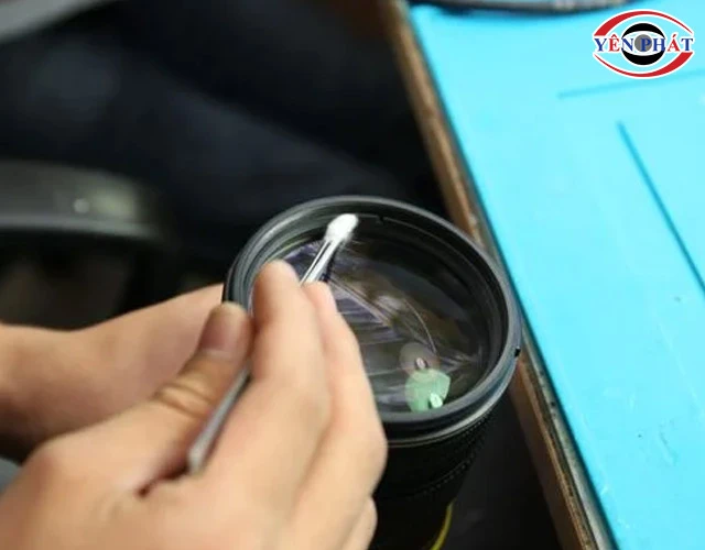 Nơi vệ sinh máy ảnh ở Hà Nội