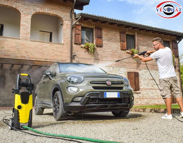 Ứng dụng máy rửa xe Lavor STM 150