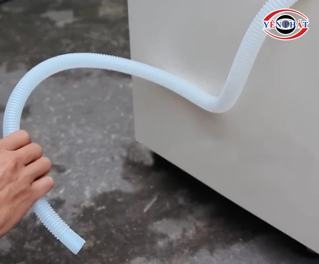 ống xả nước