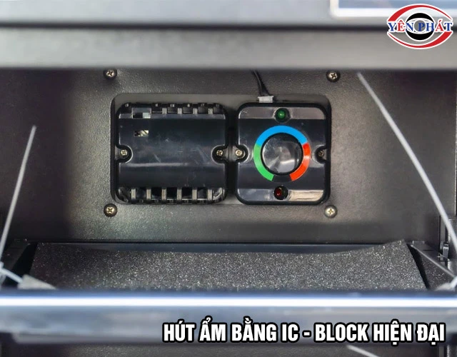 Tủ chống ẩm Kumisai DHC-30 hiện đại