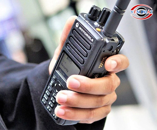 Cách sử dụng bộ đàm Motorola chuẩn