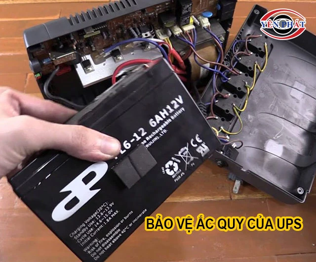Bảo vệ ắc quy của ups