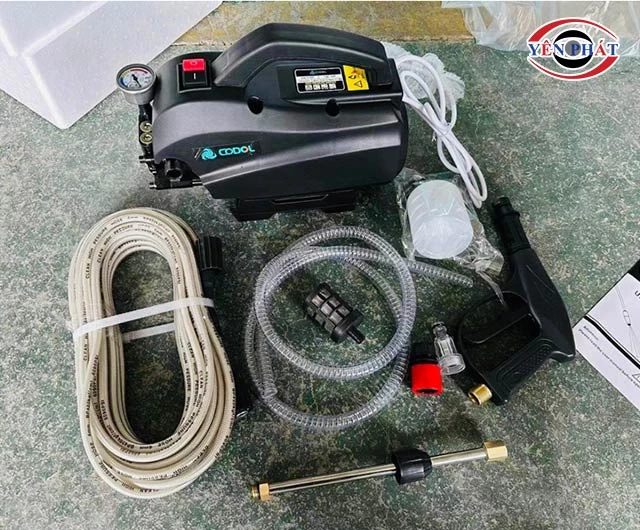 máy rửa xe Codol