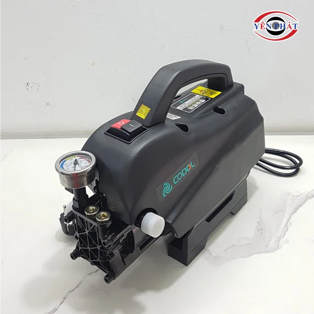máy rửa xe Codol