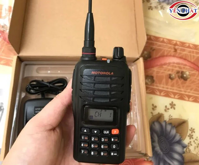 Bộ đàm đi phượt Motorola GP-900