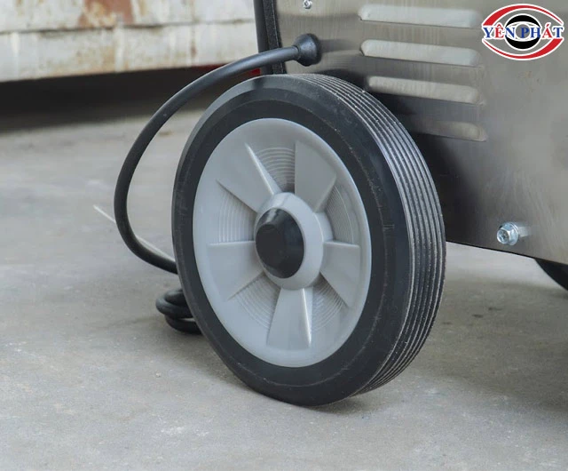 Bánh xe máy rửa xe Kungfu KF 2.2kw