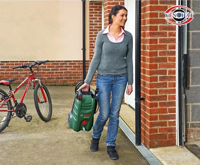 Máy rửa xe Bosch AQT 33-10