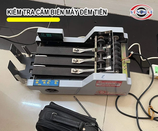 kiểm tra Cảm biến máy đếm tiền