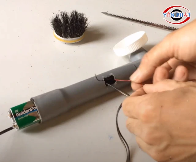 Đấu pin tự chế máy đánh giày