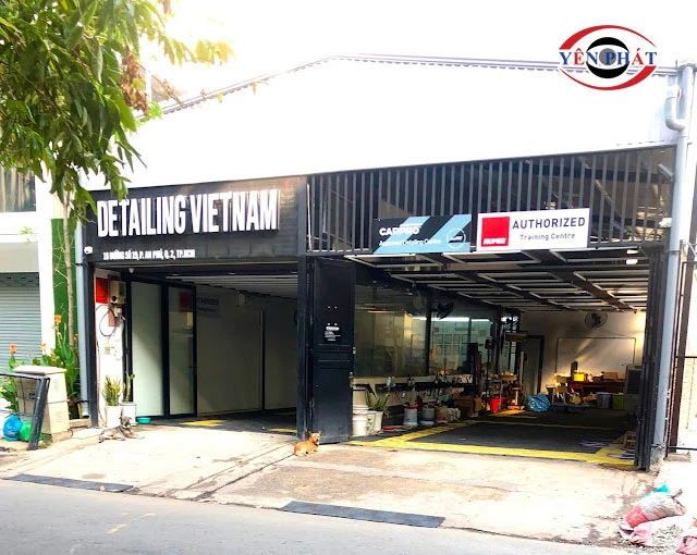 Detailing Vietnam