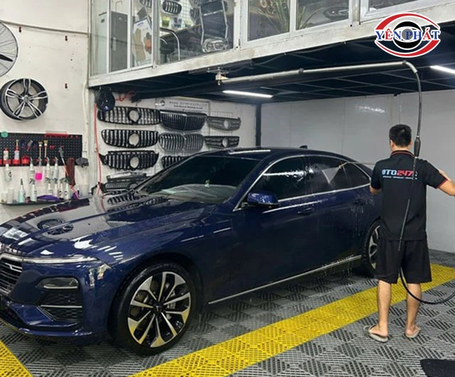 Tiệm rửa xe OTO 247 