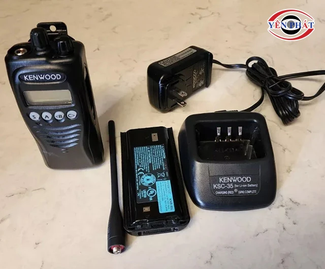 Bộ đàm liên lạc 2km Kenwood TK-3212