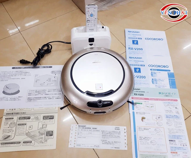 Máy hút bụi Sharp model Cocorobo RX-V200
