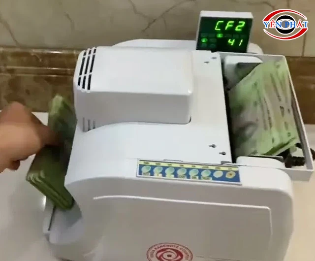 Thiết bị báo lỗi trên màn hình hiển thị