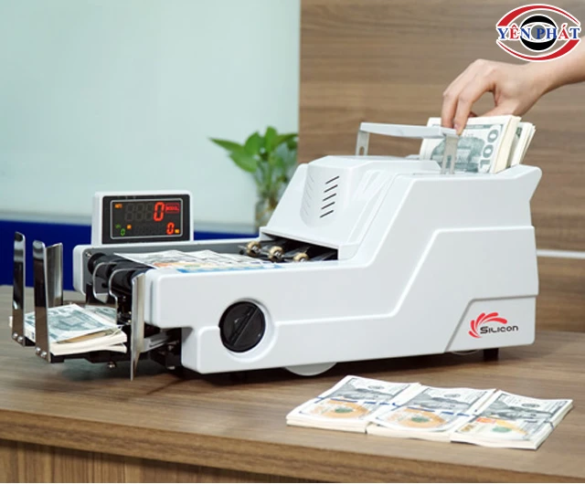 Máy đếm tiền ngân hàng Silicon MC-8800