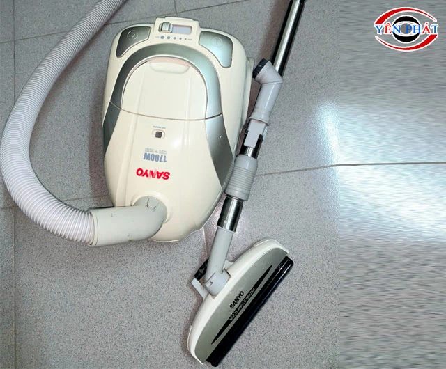 Máy hút bụi Sanyo SC-A601