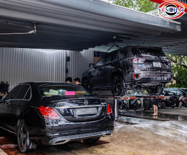 Tiệm rửa xe tại Bình Thạnh