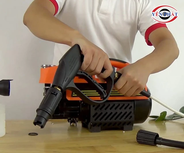 lắp súng rửa xe