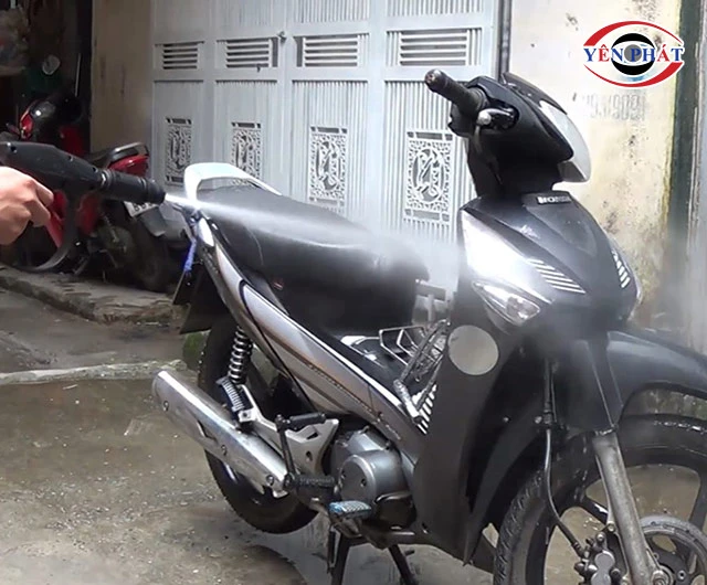 xịt rửa siêu mạnh