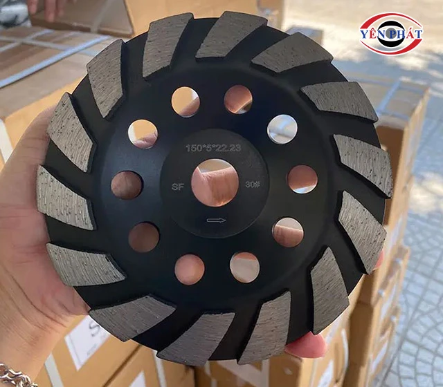 Lưu ý khi dùng đĩa mài bê tông 150mm