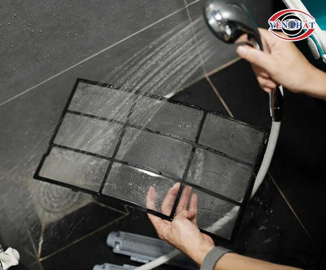 vệ sinh bộ lọc của máy