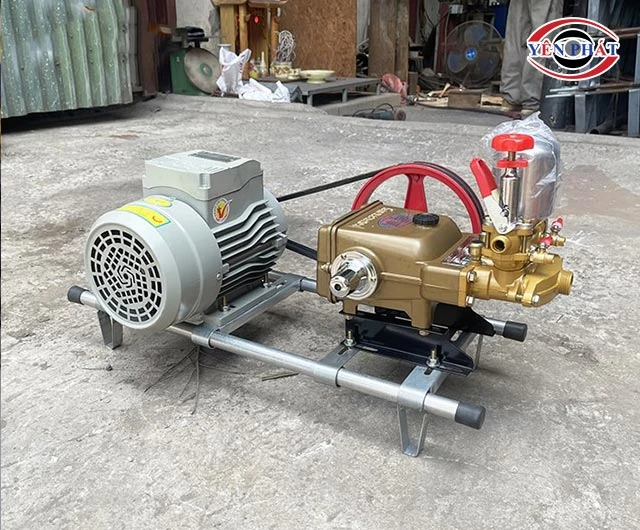 Máy nén nước rửa xe dây đai 