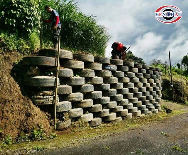 hàng rào bằng lốp xe