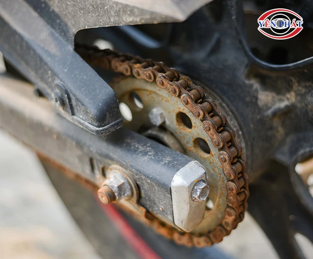 xe máy bị rỉ sét