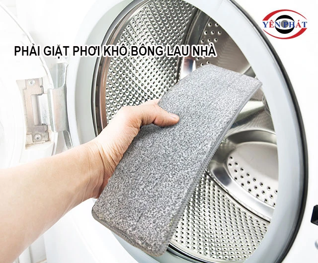 giặt và phơi khô bông lau nhà