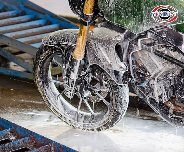 Tiệm rửa xe 179 