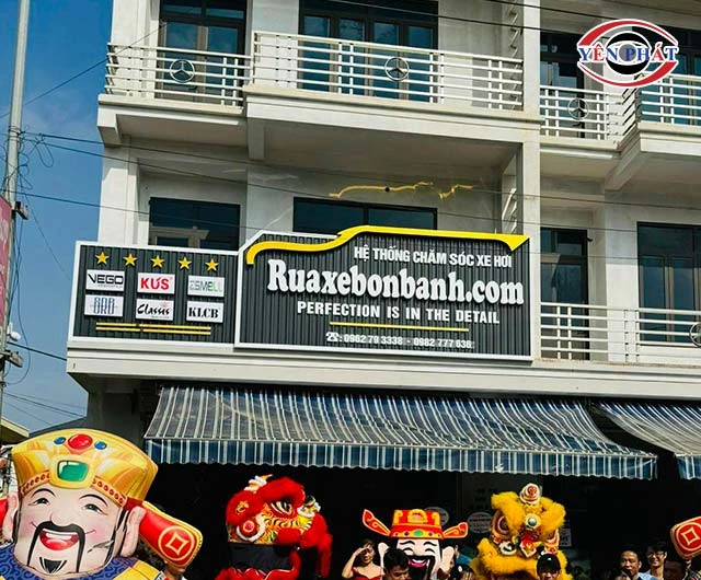 Rửa Xe Bốn Bánh