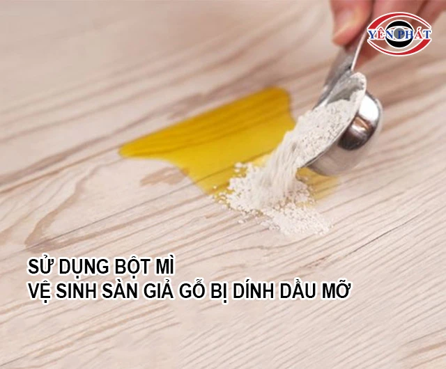 Làm sạch sàn dính dầu mỡ bằng bột mì