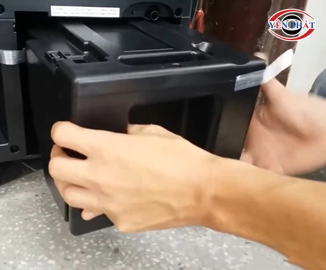 bình đựng nước