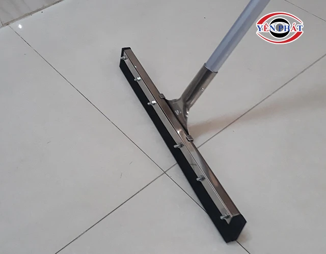Đảm bảo độ chặt khi lắp vào khung nẹp